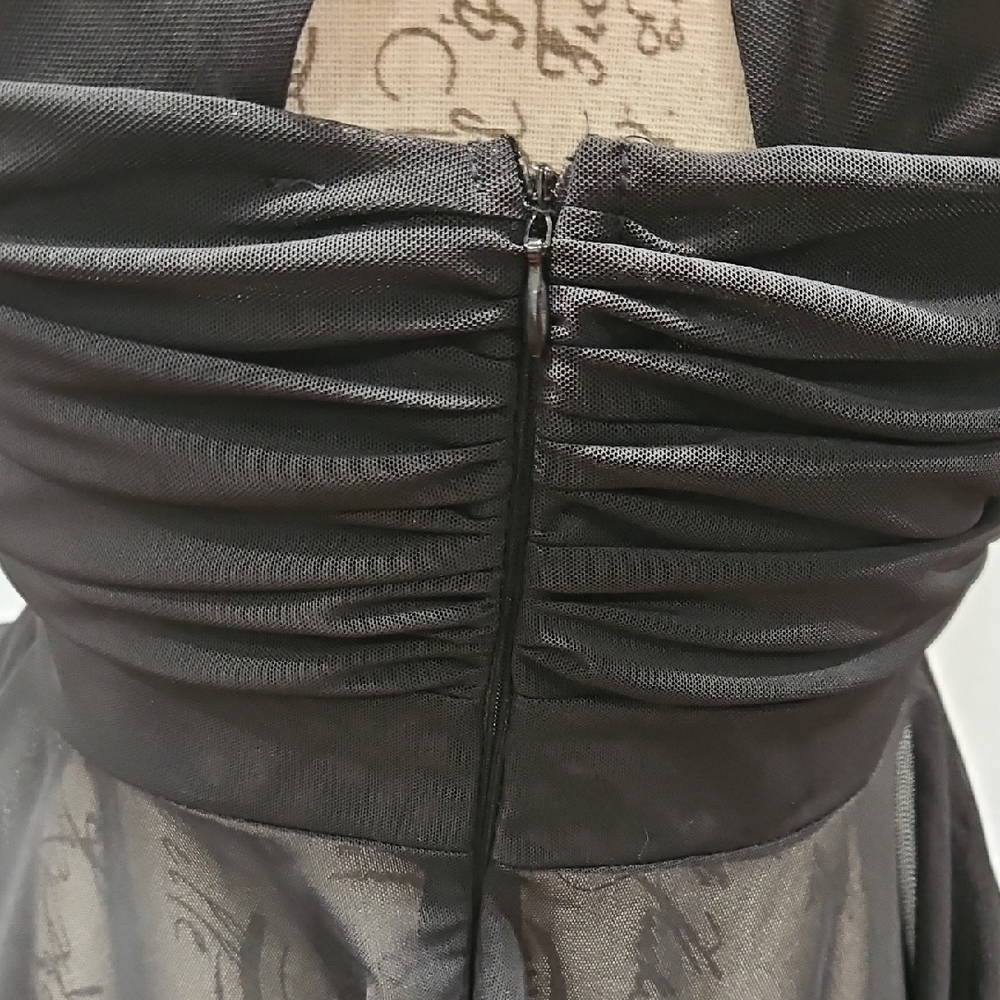 AKIRA Black Structured Mesh Detail Dressy Top - Picture 5 of 6
